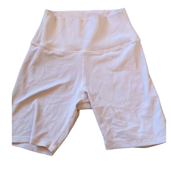 Lilac Ribbed Biker Shorts + Bra Set - Picture 2 of 5